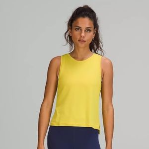 Lululemon Train to be Tank Top Soleil Size 4 GUC
